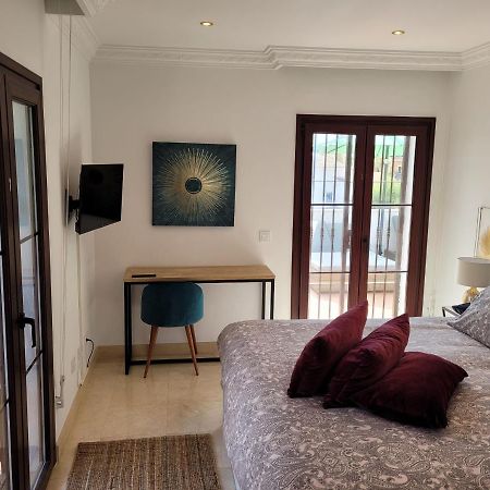 Beach And Golf Resort La Perla Miguel Adults Only 马尔韦利亚 外观 照片