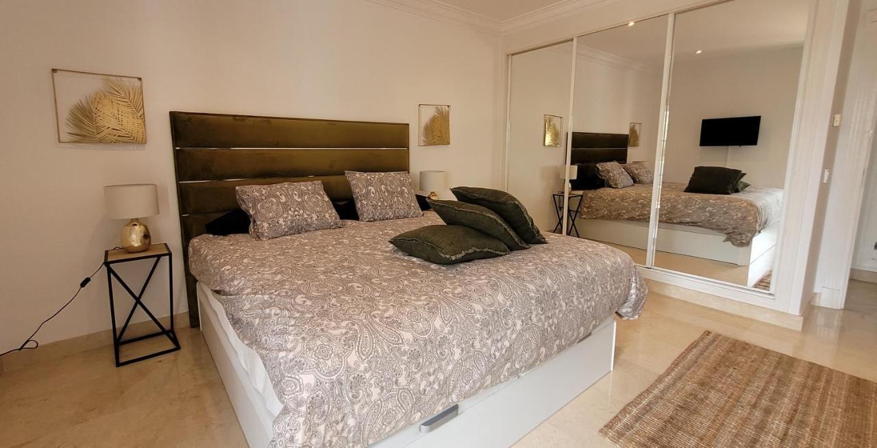 Beach And Golf Resort La Perla Miguel Adults Only 马尔韦利亚 外观 照片