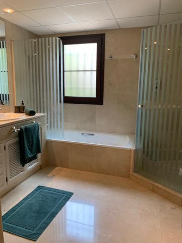 Beach And Golf Resort La Perla Miguel Adults Only 马尔韦利亚 外观 照片